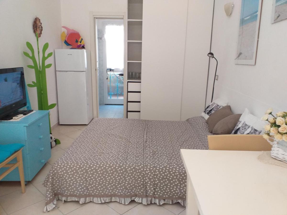 Sea Side Apartment *